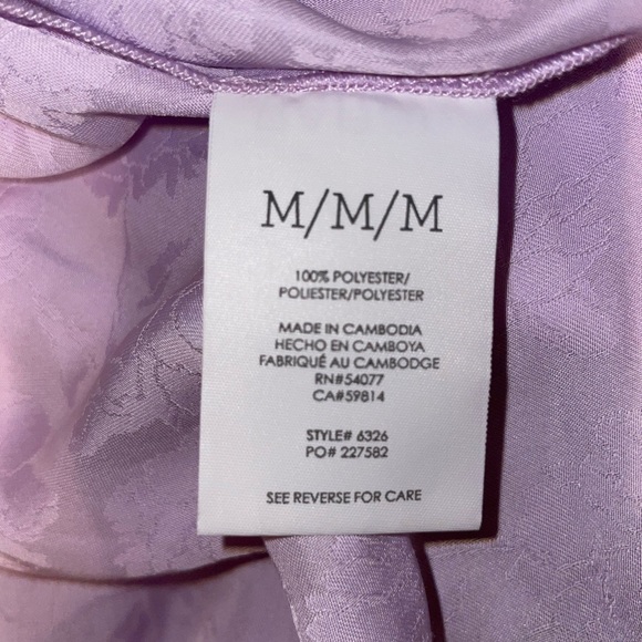 CAbi Lavender Lilac Rose Brocade Sleeveless Blouse with Enamel style buttons - Picture 10 of 14